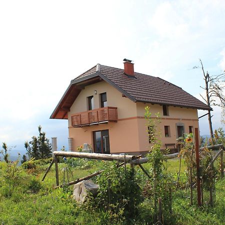 Holiday Home Razglednik Logatec Bagian luar foto