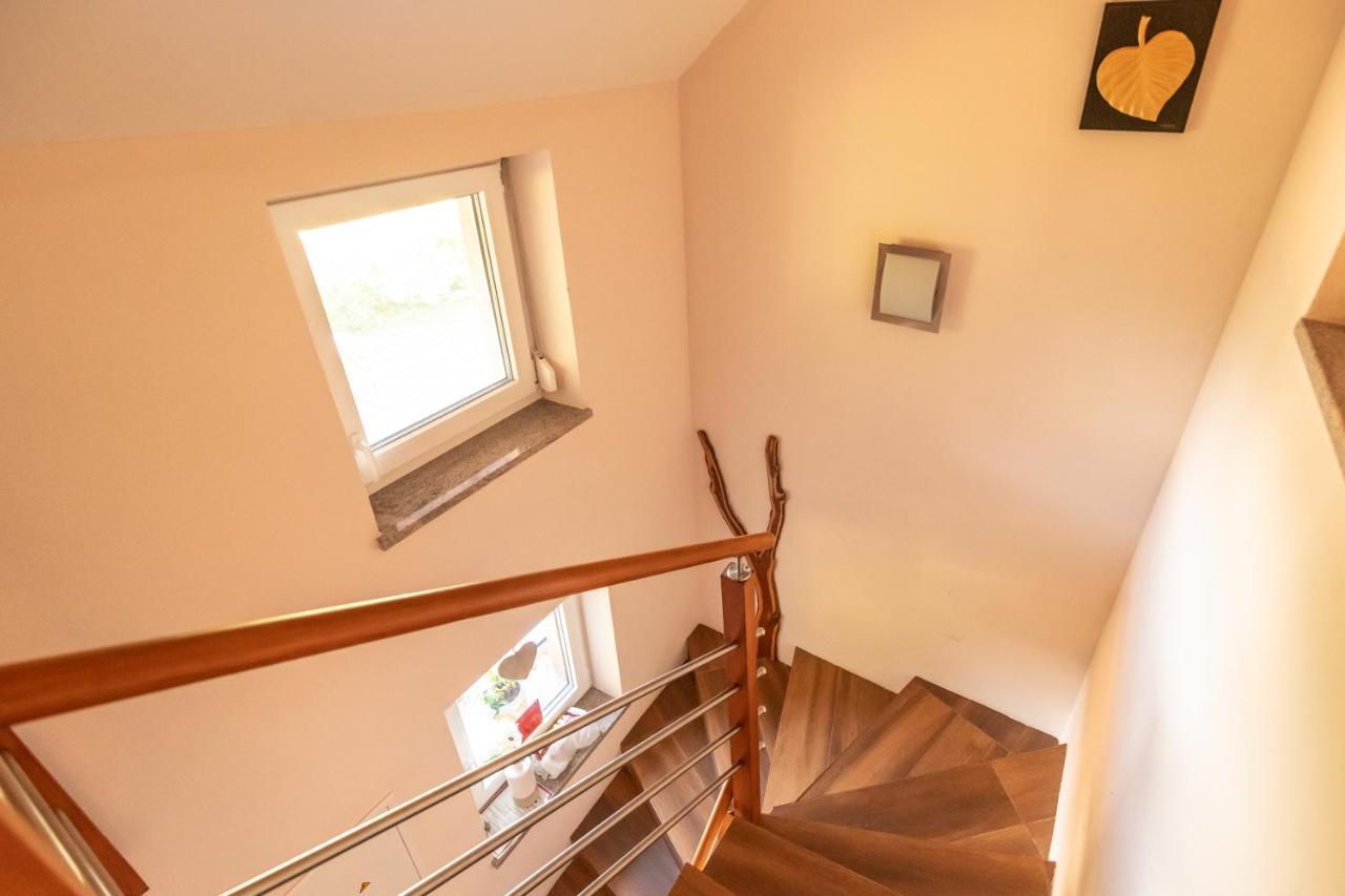 Holiday Home Razglednik Logatec Bagian luar foto