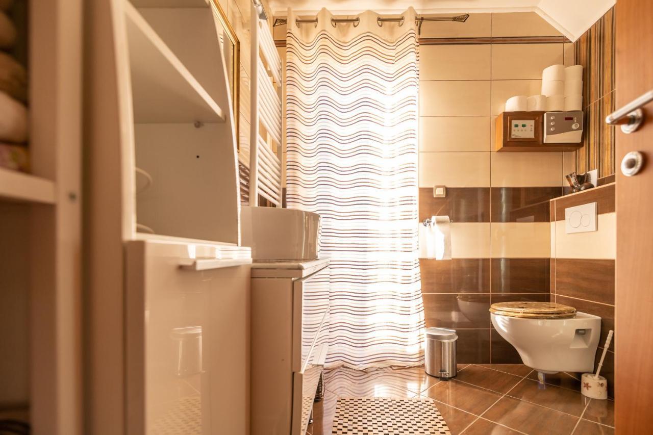 Holiday Home Razglednik Logatec Bagian luar foto
